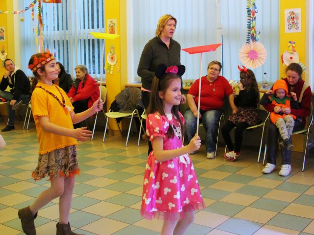 Karneval s Hopsalínem