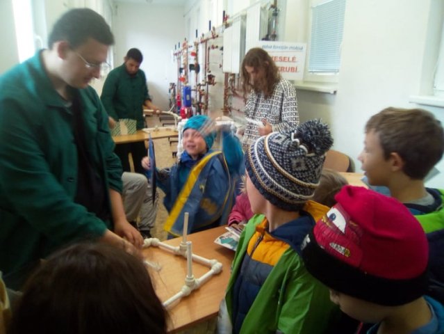 Střední škola techniky a služeb