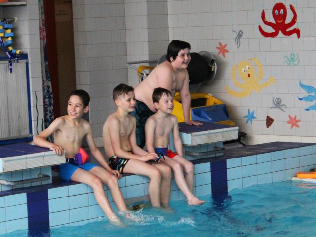Plavání třeťáků