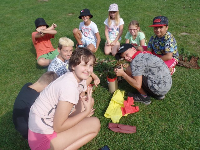 Komorní Lhotka úterý