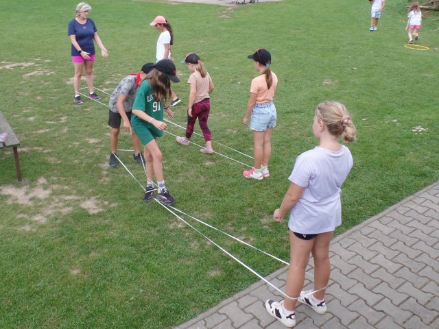 Komorní Lhotka úterý