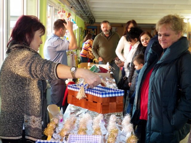 Adventní jarmarkování